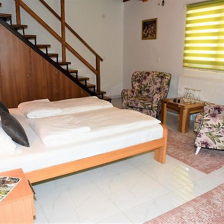 Vila "Maglic" Tjentiste Εξωτερικό φωτογραφία
